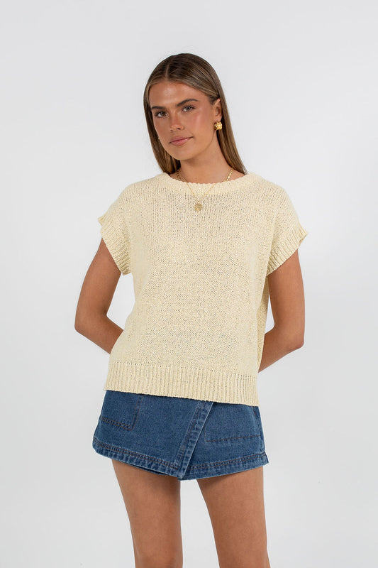LAUNCHING 28.10 - Felix Top - Lemon