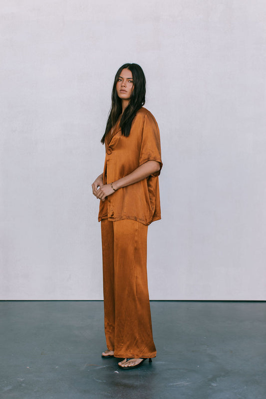 Eve Relaxed Pants - Caramel Satin