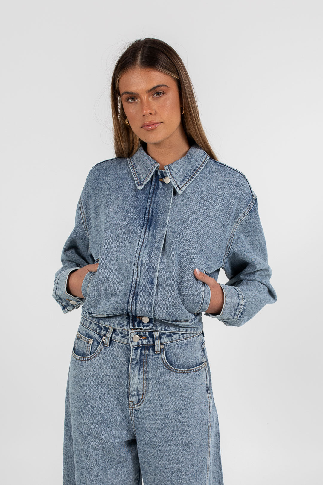 Vue Denim Jacket Dark Mineral Wash