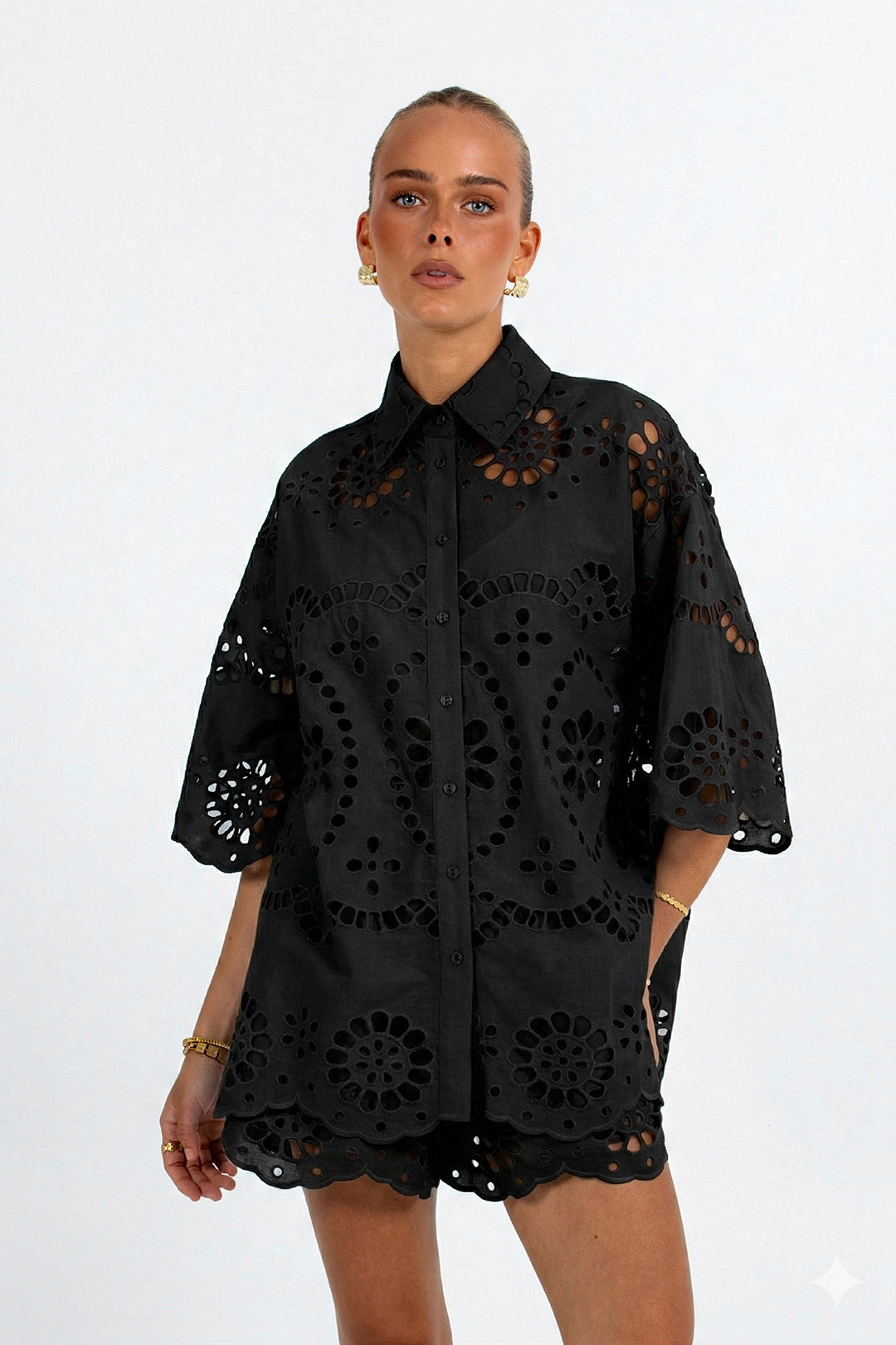 Yueli Short Black Sicily Lace
