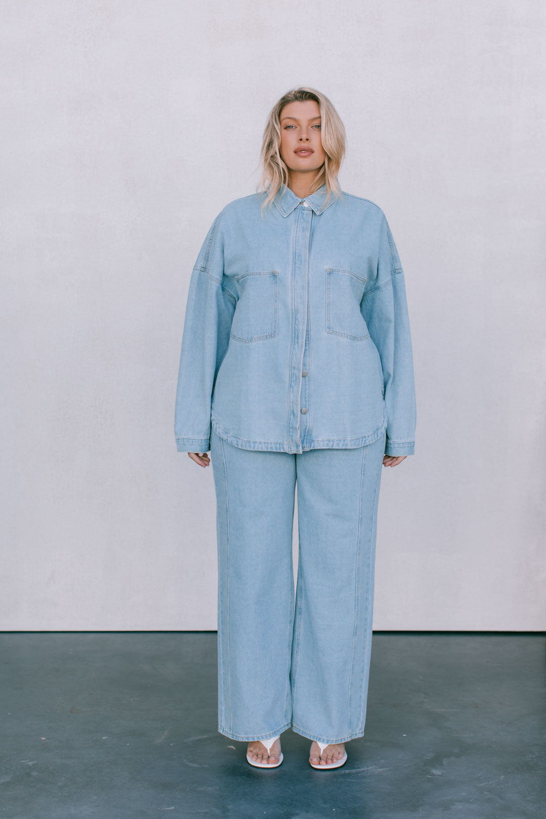 Janey Wide Leg Jeans Light Blue Wash