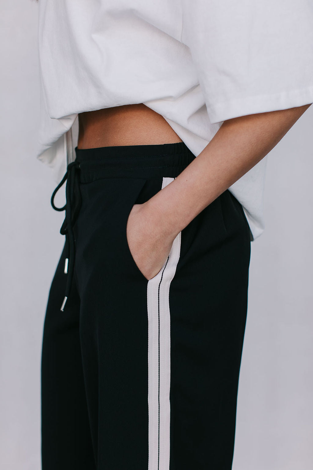 Fiah Relaxed Pants - Black/Cream Stripe