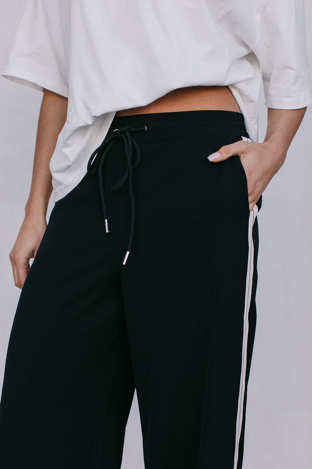 Fiah Relaxed Pants - Black/Cream Stripe