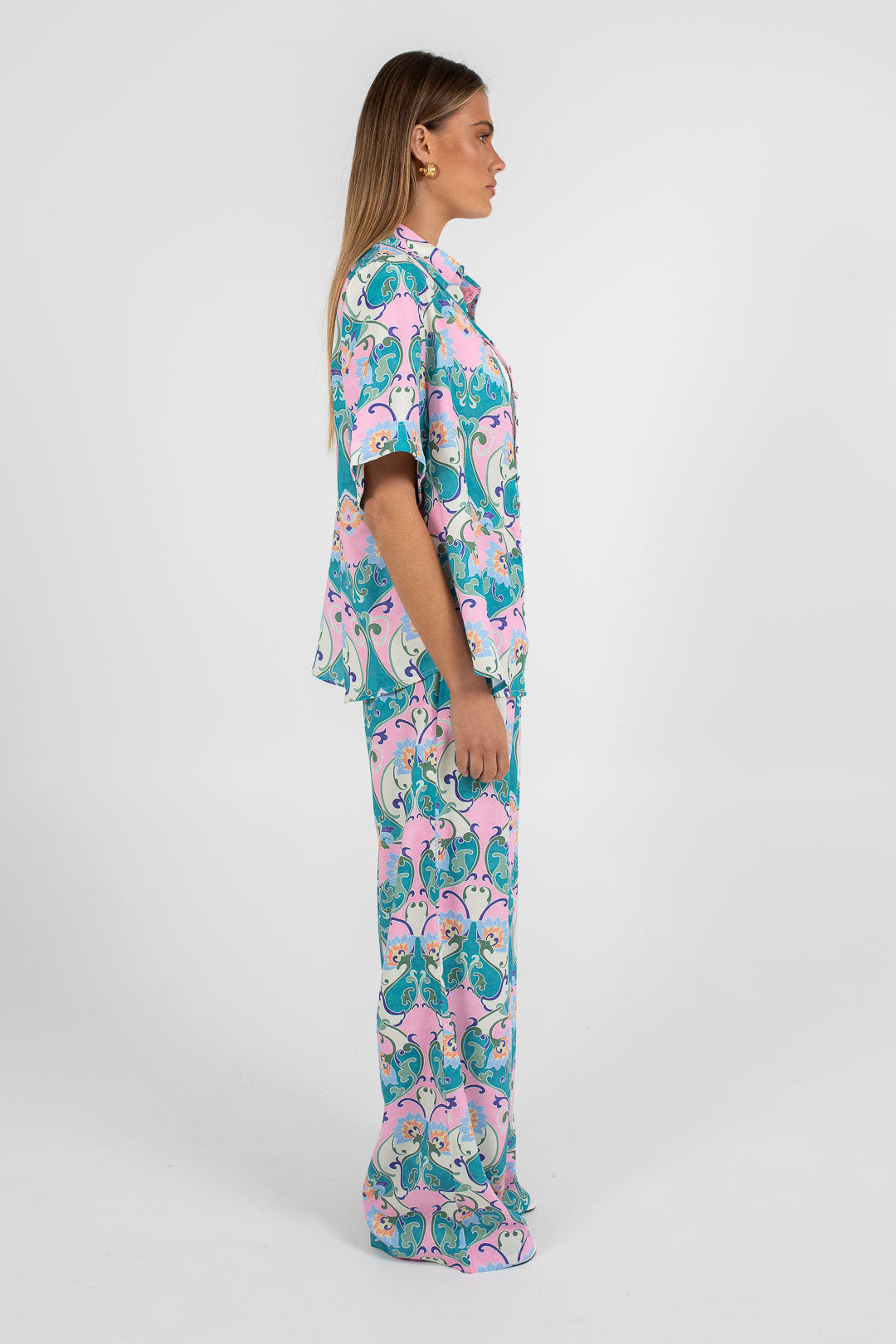 Taman Shirt Charm Print