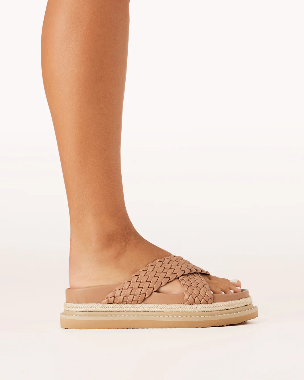 Allyra Slide Dark Sand