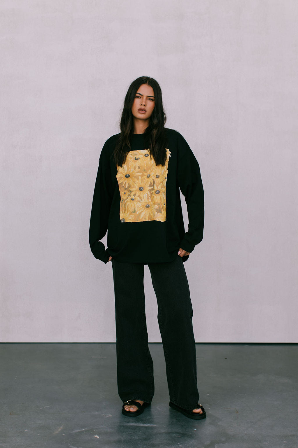 Sunflower Long-sleeve Top - Black