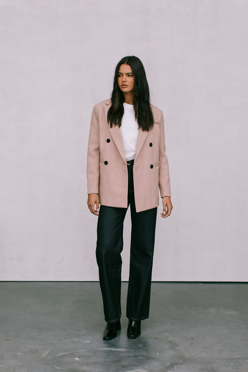 Mila Blazer Beige