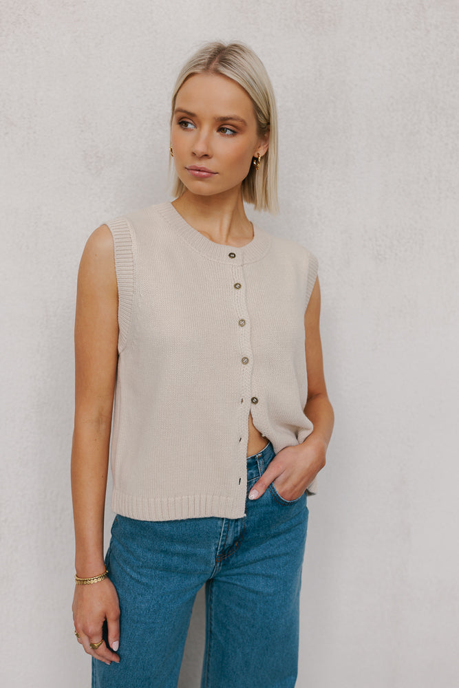 Brodee Knit Vest - Sand