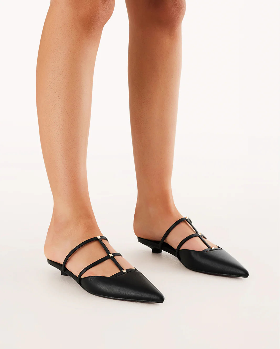 Carver Flats Black