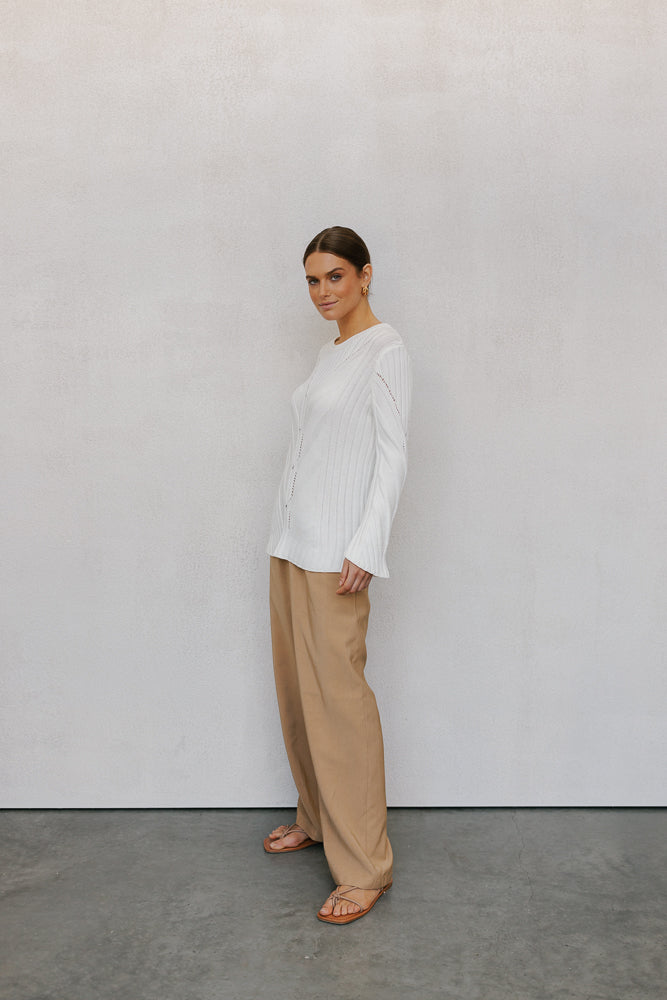 Elliott Knit White