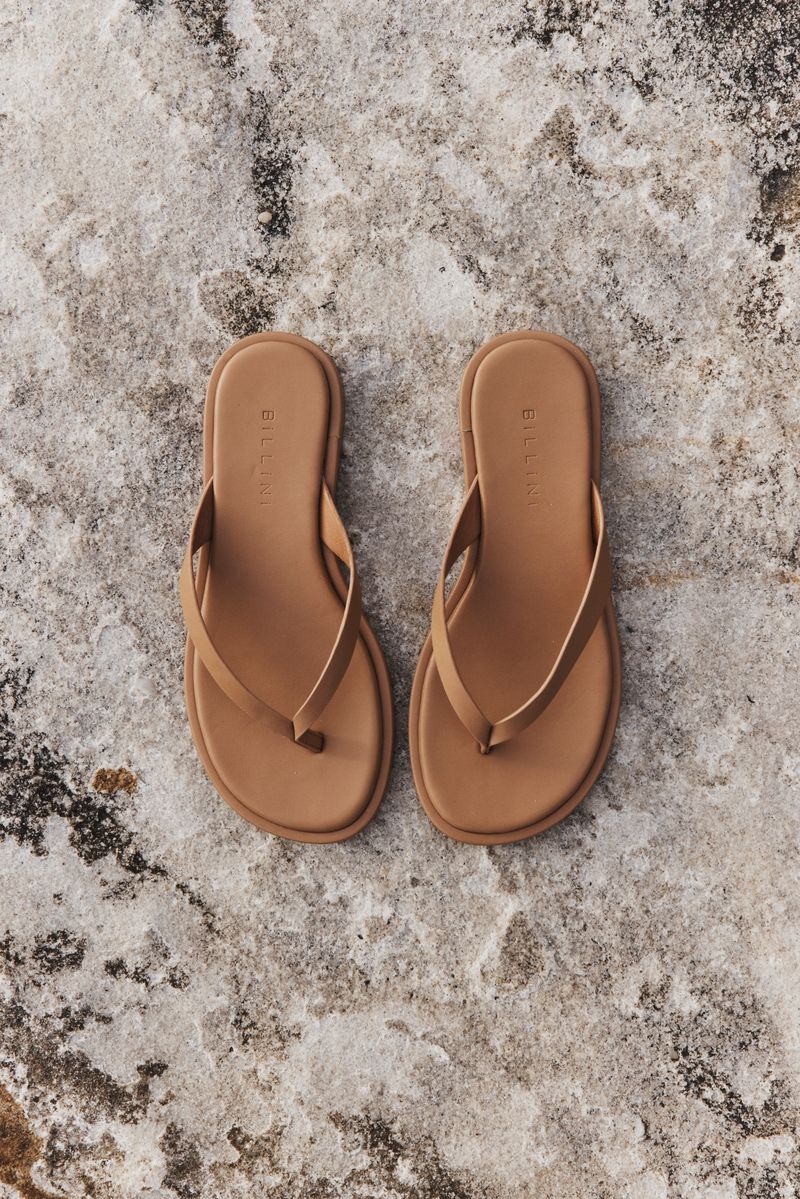 Beaux Thongs - Dark Tan