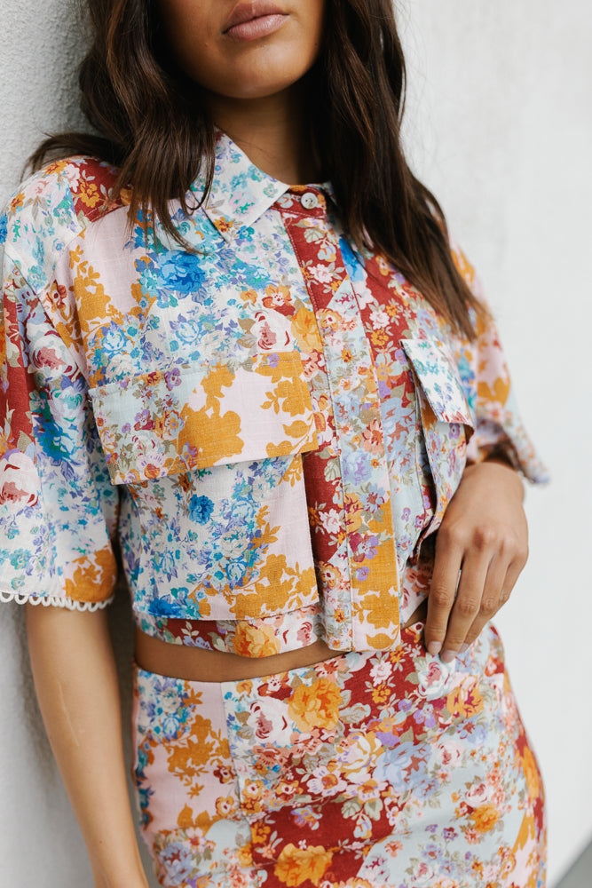 Esimio Cropped Shirt Bloom Floral Print