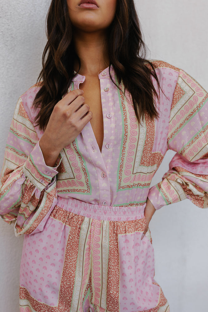 Quest Pants - Pink Tile Print