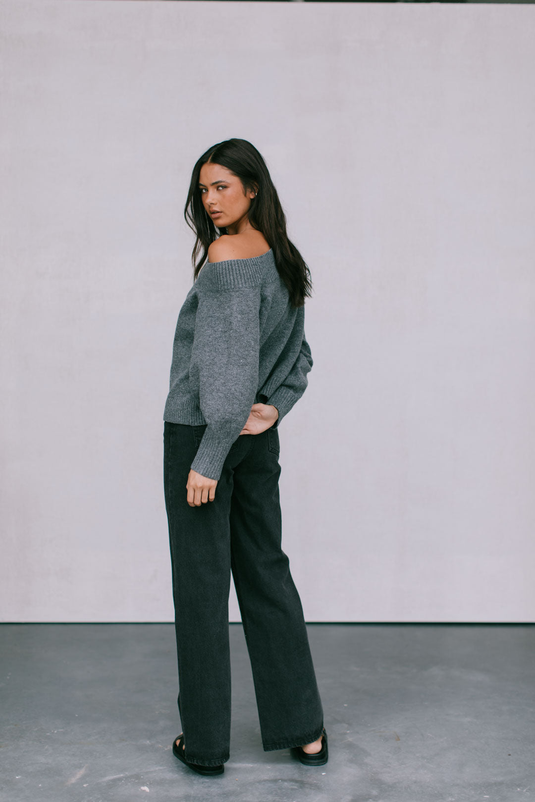 Omerson Knit Jumper - Charcoal Grey Marle