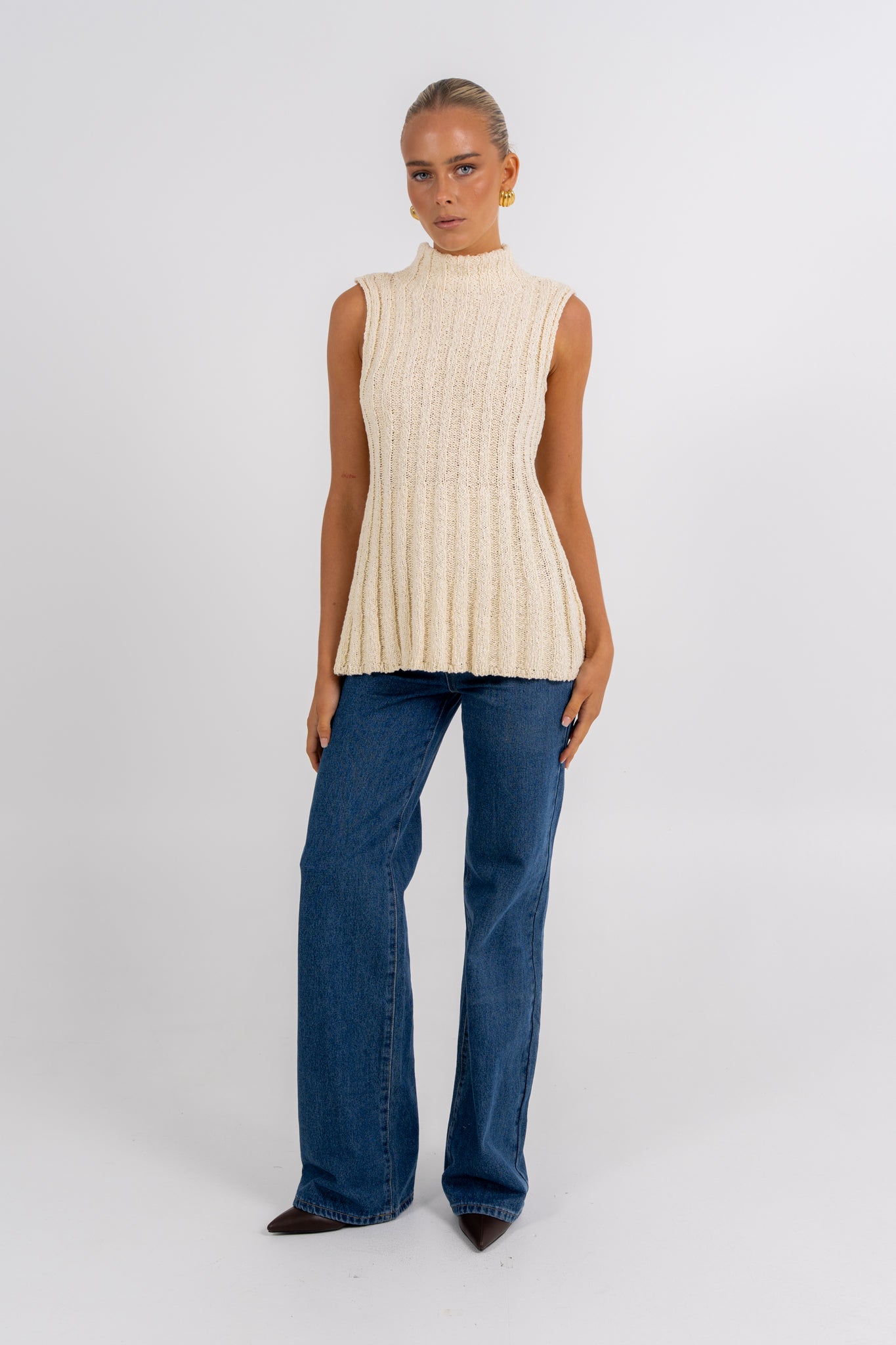Ossie Top Cream