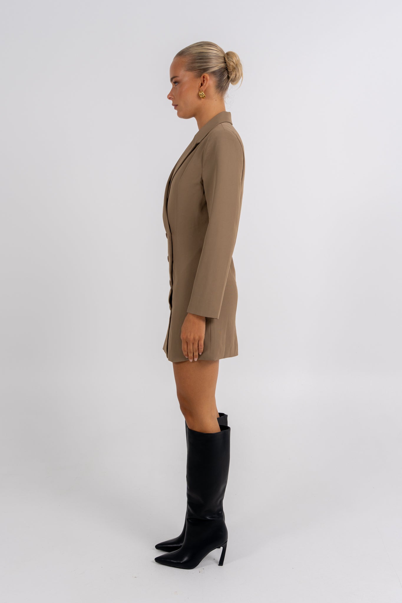 Cassie Blazer Dress Mocha