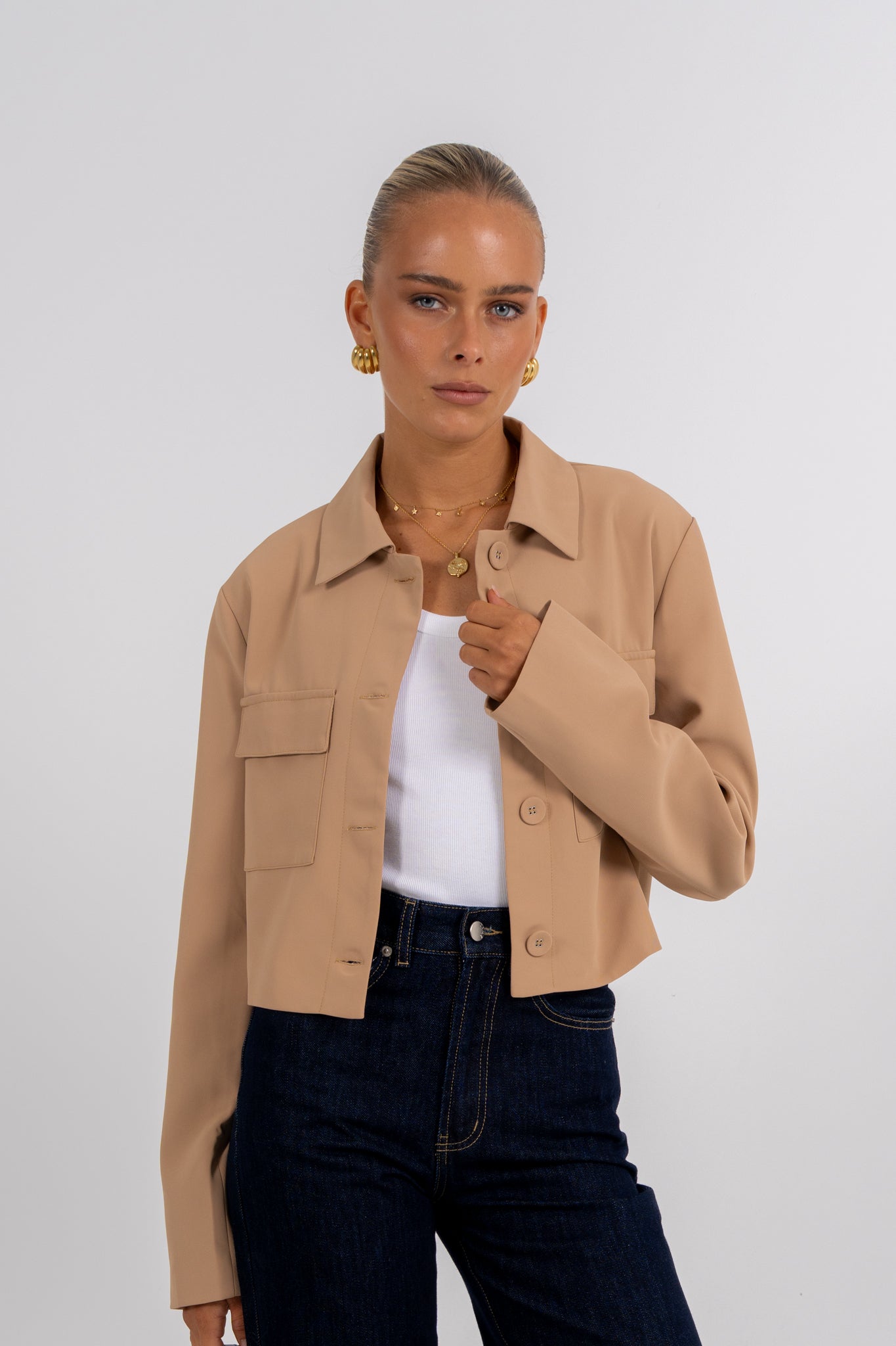 Jovie Cropped Shirt Beige