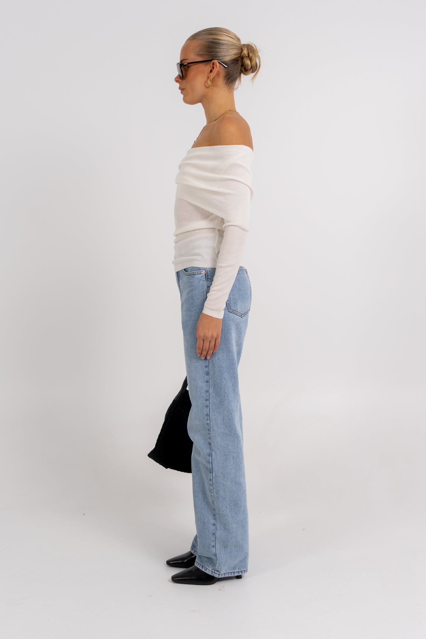 Garnet Off-Shoulder Top Ivory