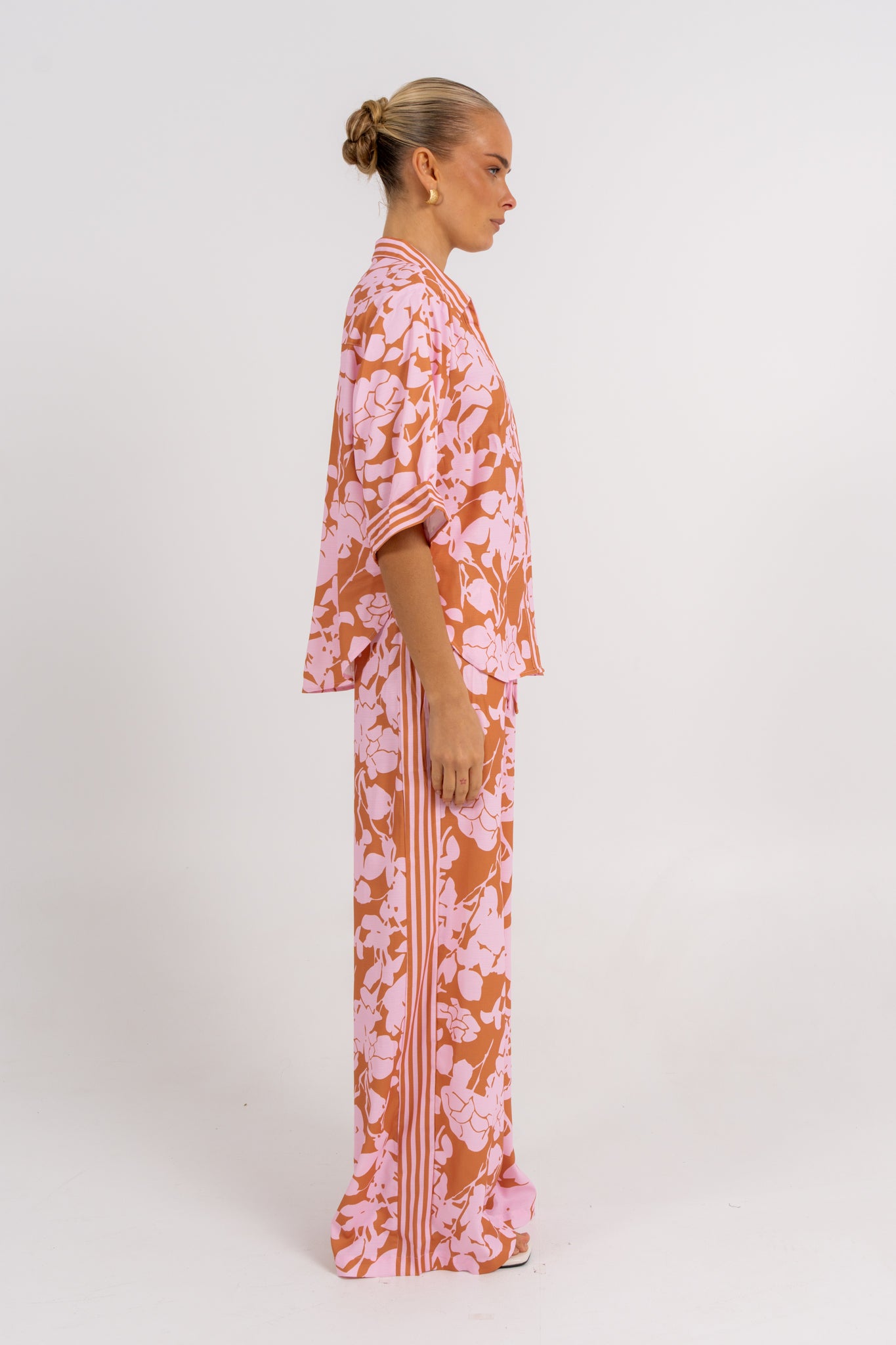 Tripoli Set Tan Floral