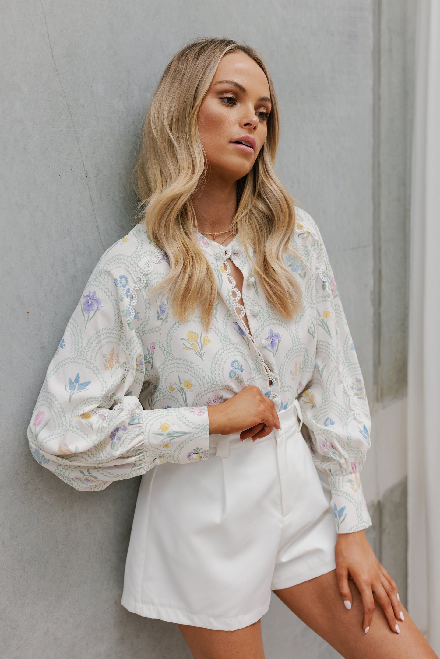 Quella Top - Arch Floral Print
