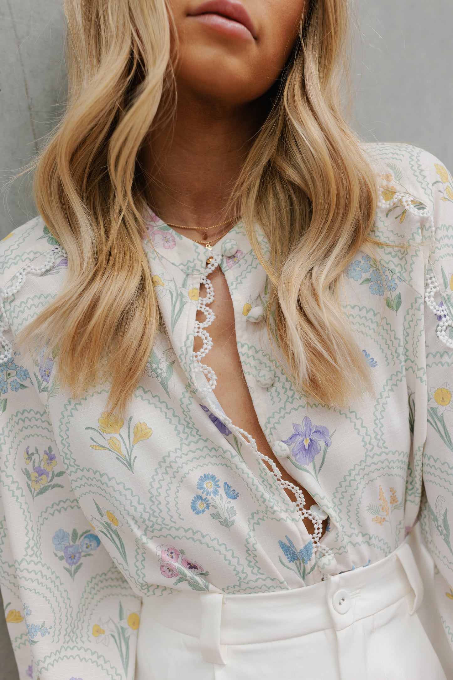 Quella Top - Arch Floral Print