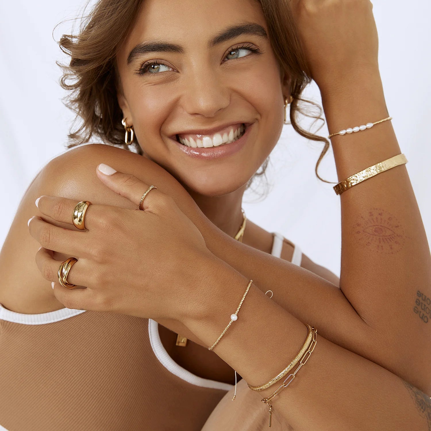 River Pearl Bracelet Gold
