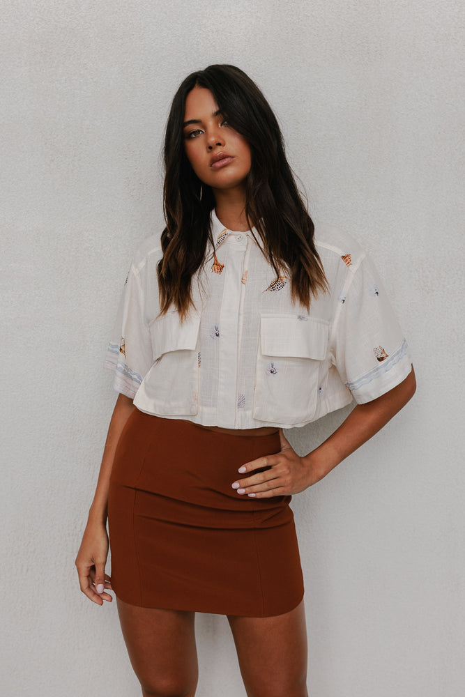 Esimio Cropped Shirt Seashell Print