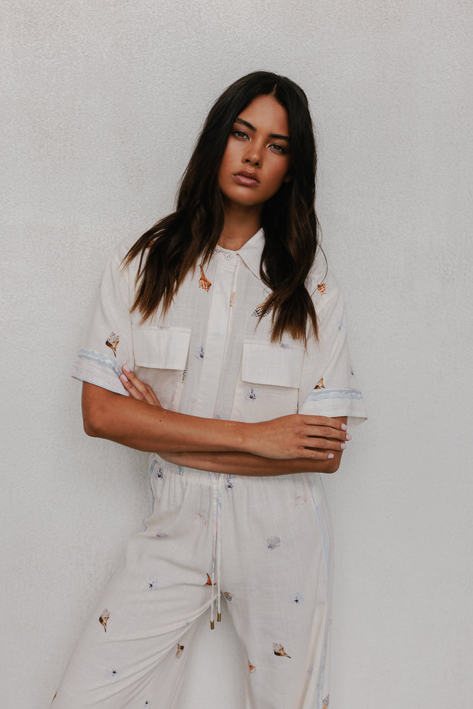 Esimio Cropped Shirt - Seashell Print/Watercolour Stripe