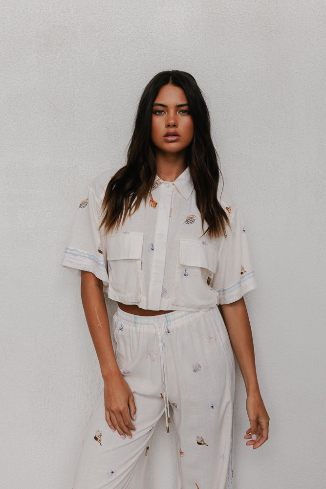 Esimio Cropped Shirt - Seashell Print/Watercolour Stripe