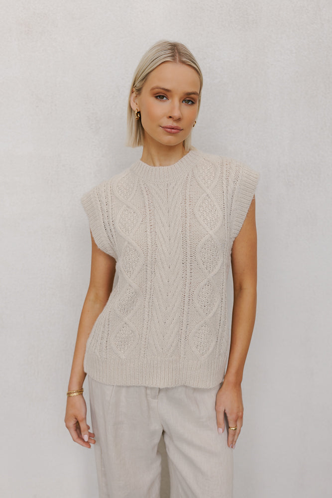 True Knit Vest - Beige