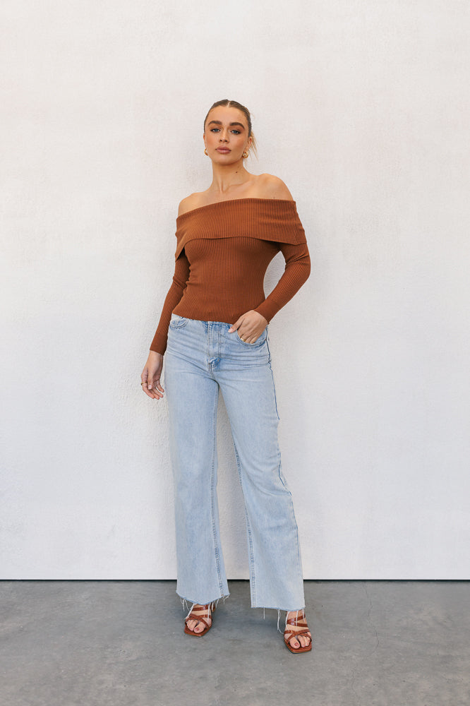 Vessin Off-the-shoulder Top - Toffee