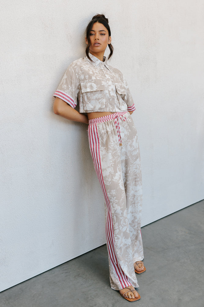 Esimio Cropped Shirt - Beige Floral/Red Stripe