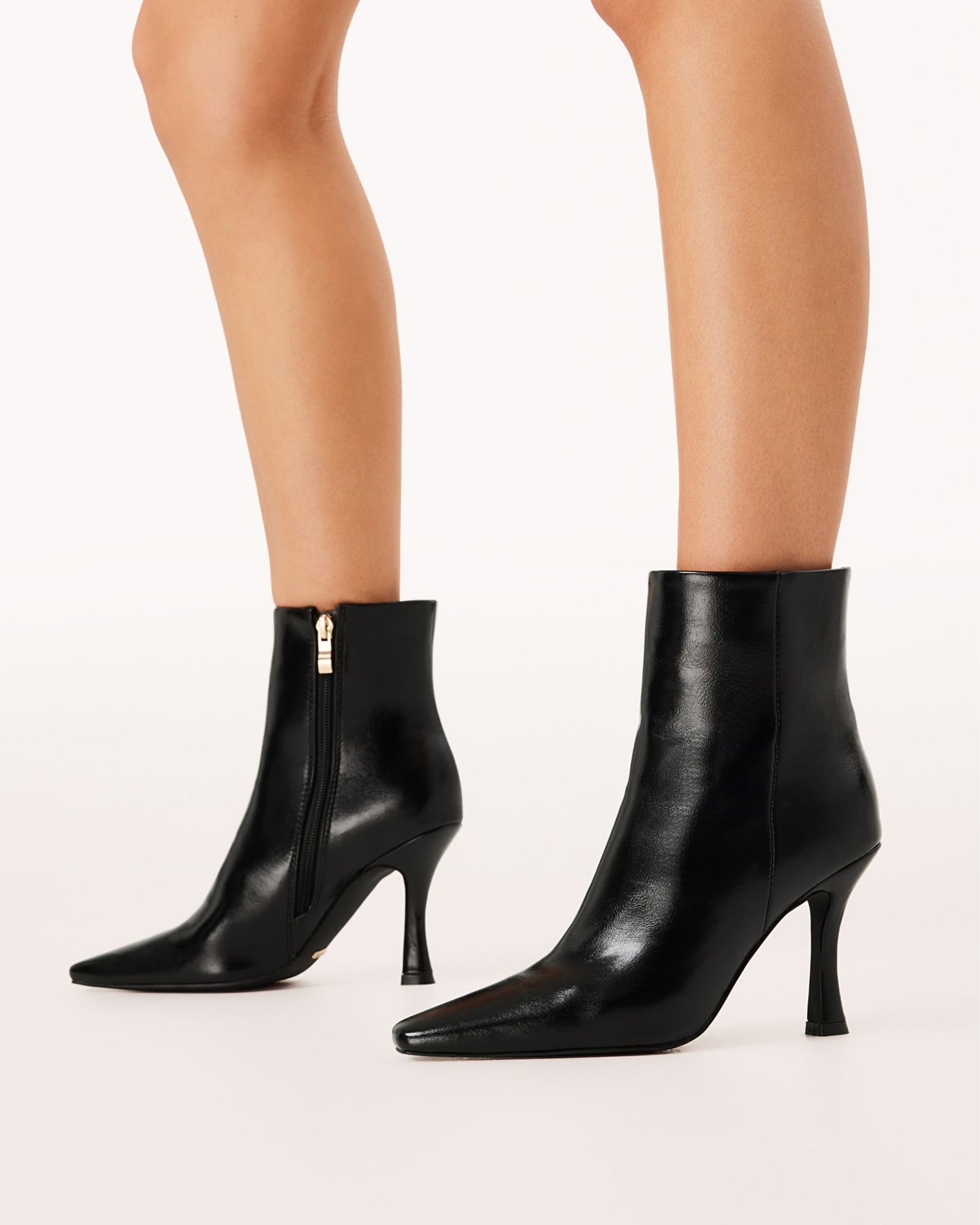 Fayda Ankle Boots - Black Shine