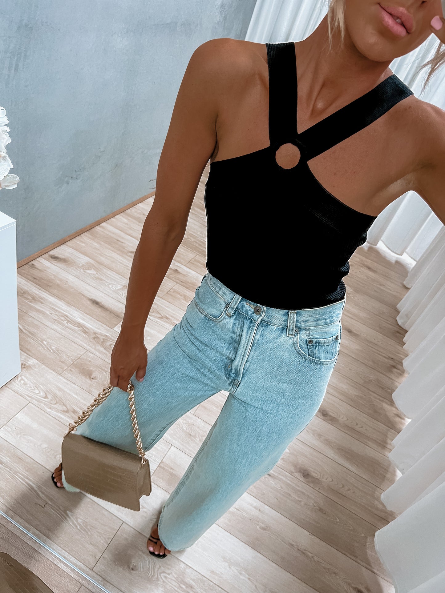 Levi Halter Top - Black