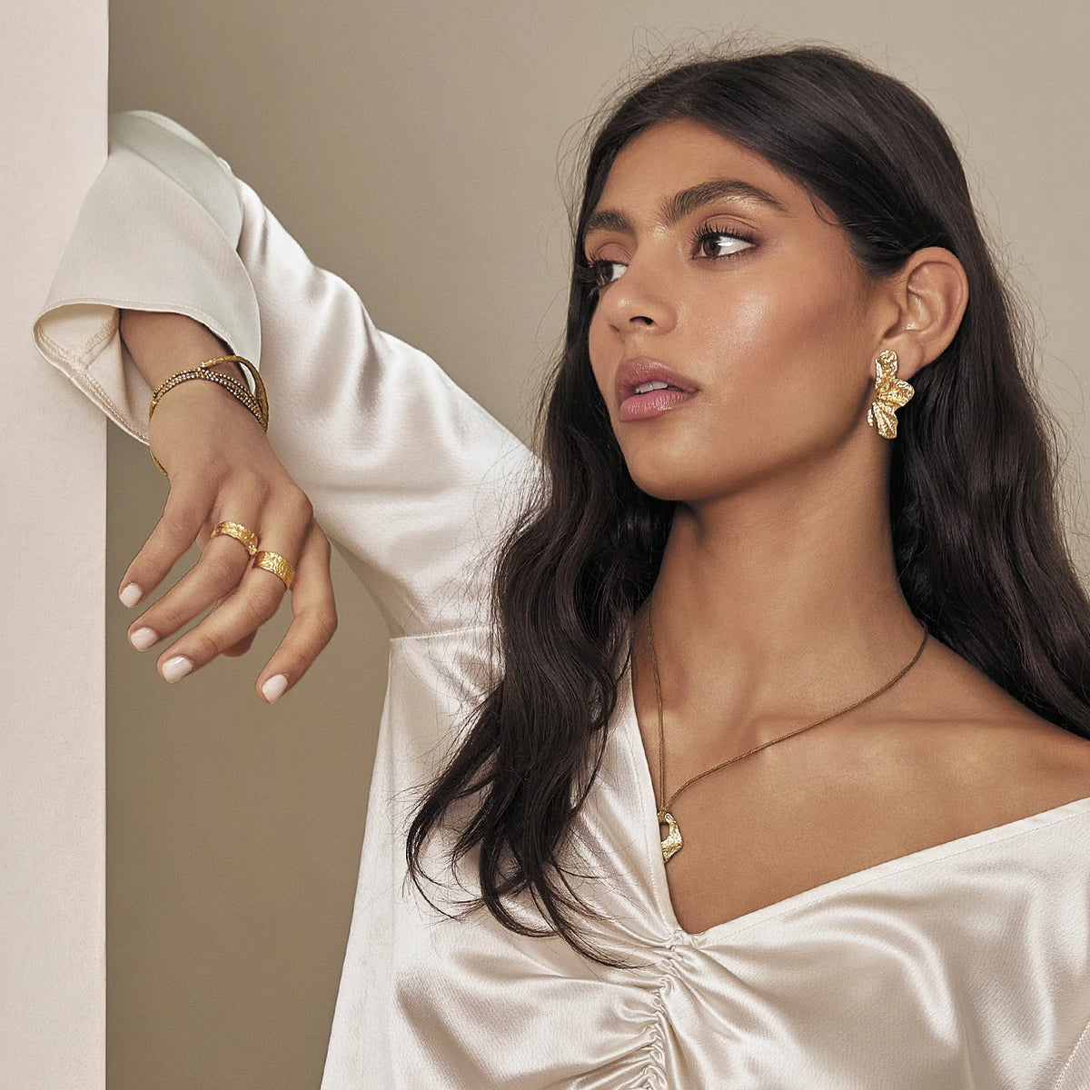 Stassia Earrings - Gold