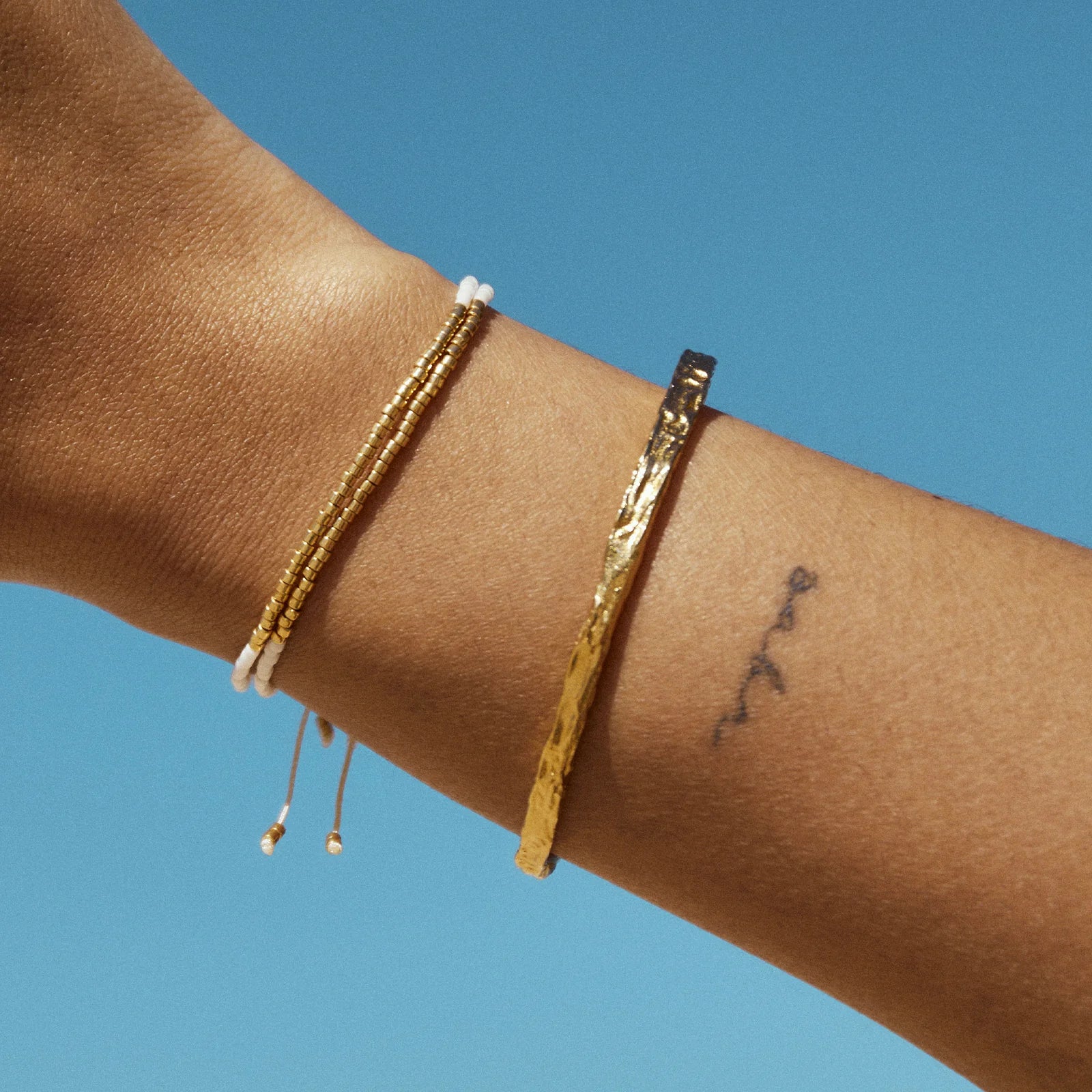 Helios Cuff Gold