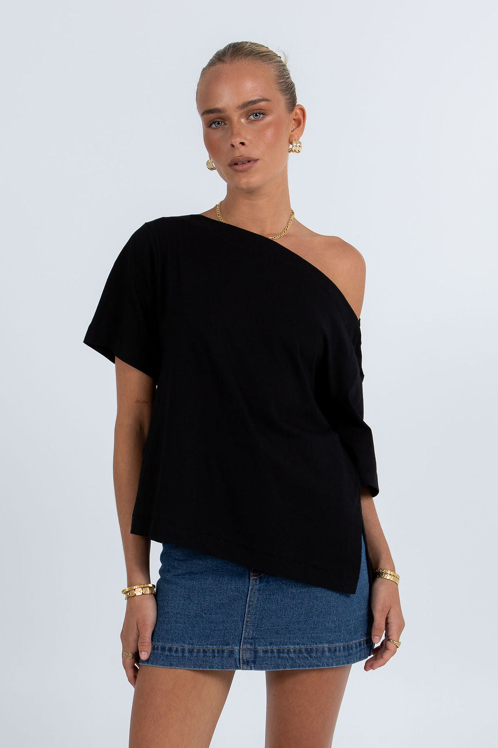 COMING SOON - Ranna Tee - Black