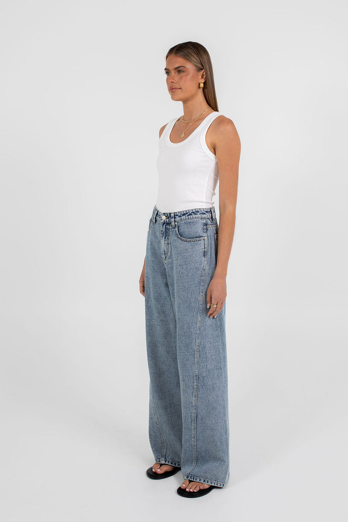 Elissa Baggy Jean Dark Mineral Wash