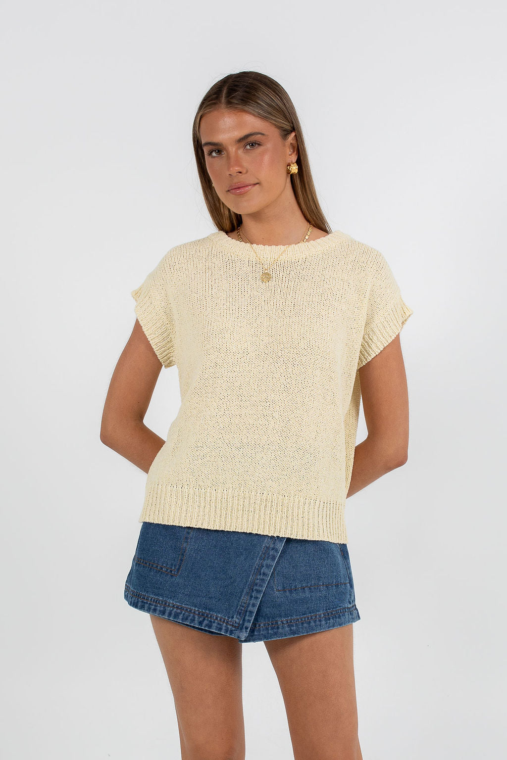 Felix Top Lemon