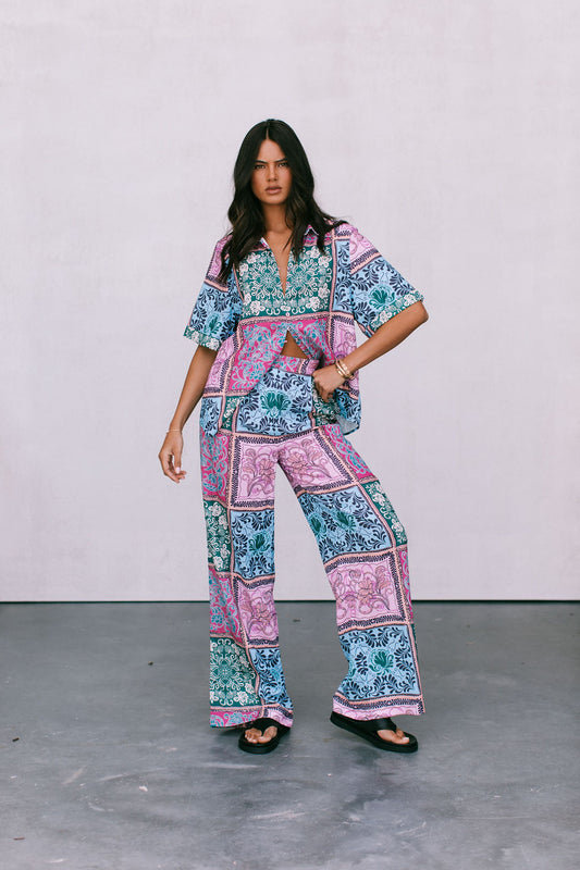 Loren Shirt - Paisley Tile Print