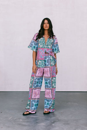 Loren Shirt - Paisely Tile Print