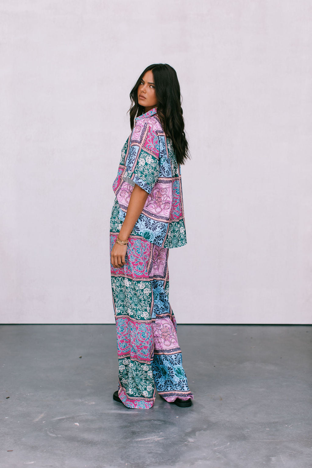 Loren Shirt - Paisely Tile Print