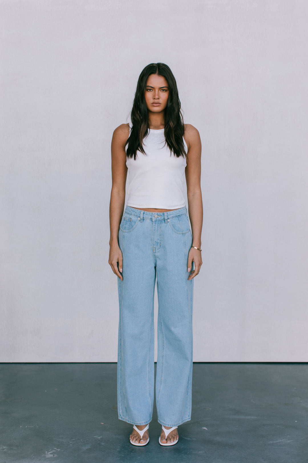 Janey Wide Leg Jeans - Light Wash Blue