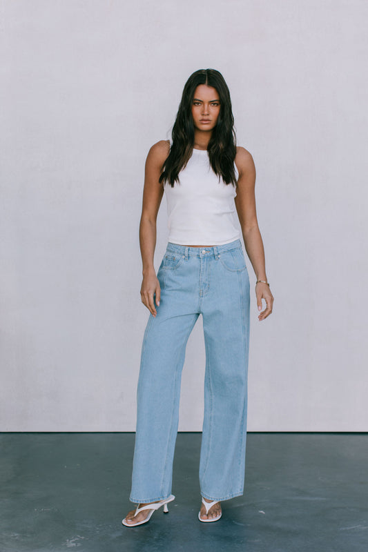 Janey Wide Leg Jeans - Light Wash Blue