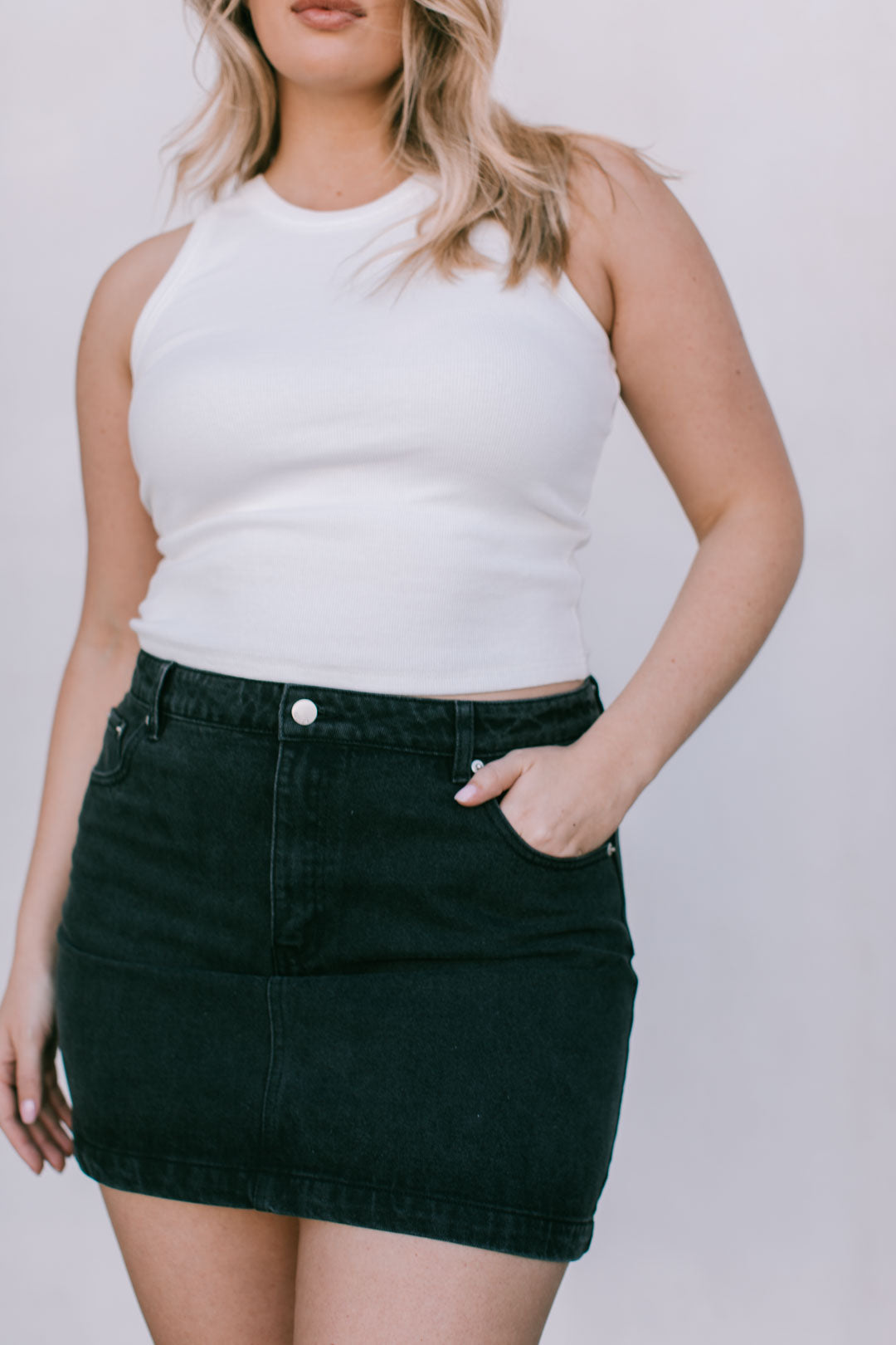 Erin Mini Denim Skirt Washed Black
