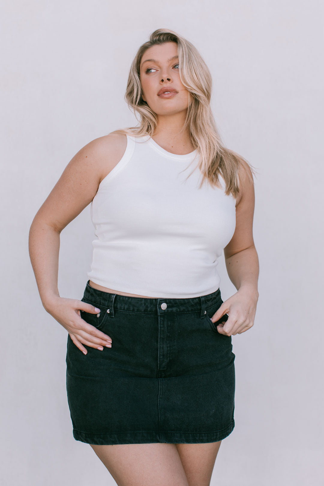 Erin Mini Denim Skirt Washed Black