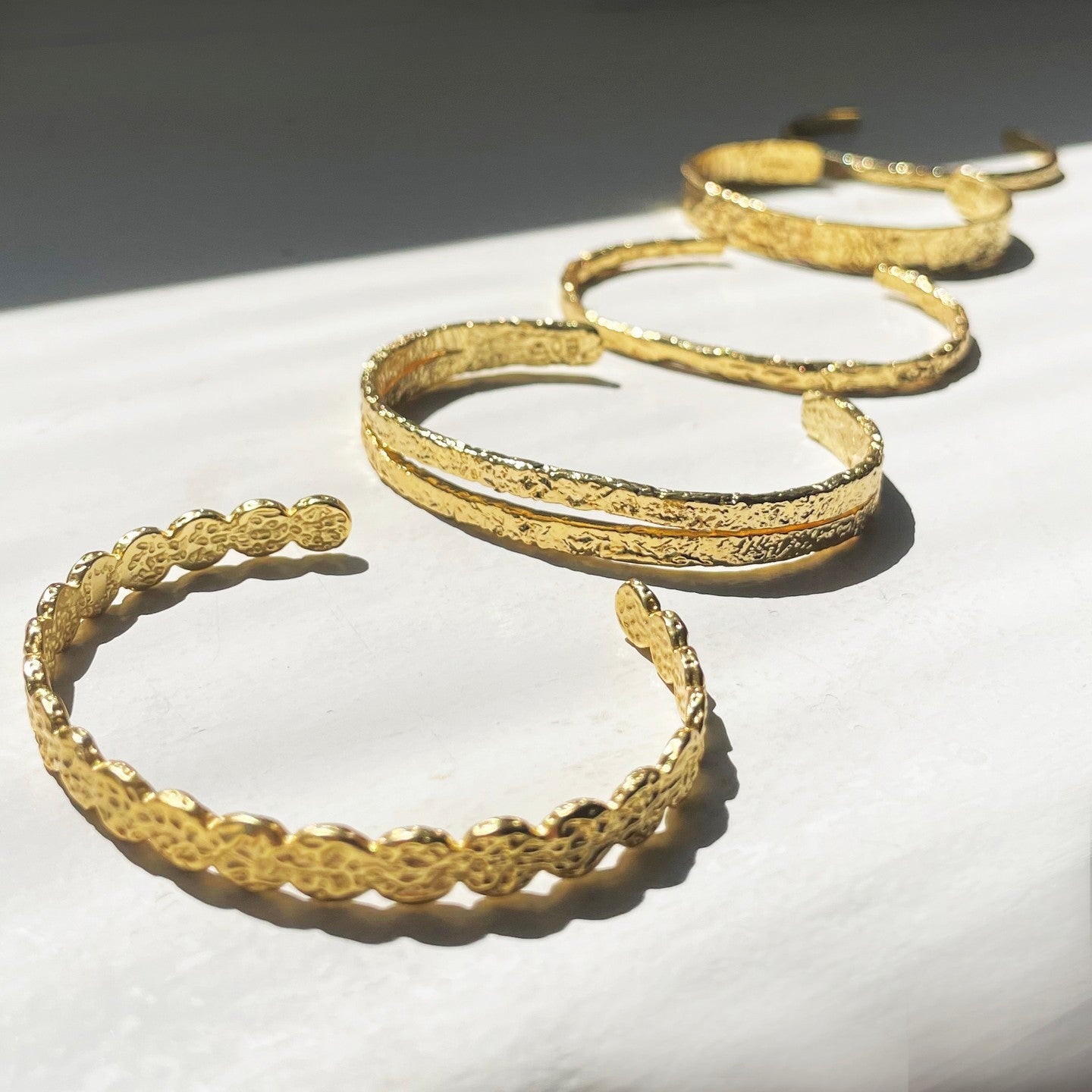 Helios Cuff Gold