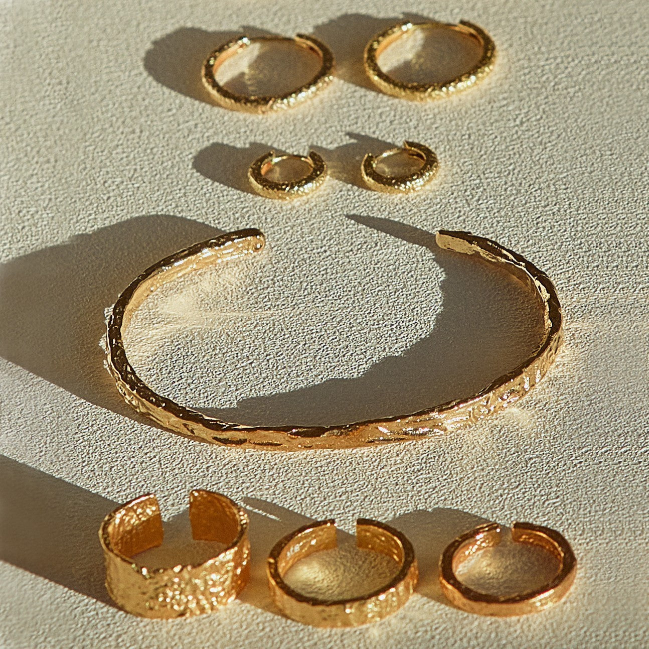 Helios Cuff Gold