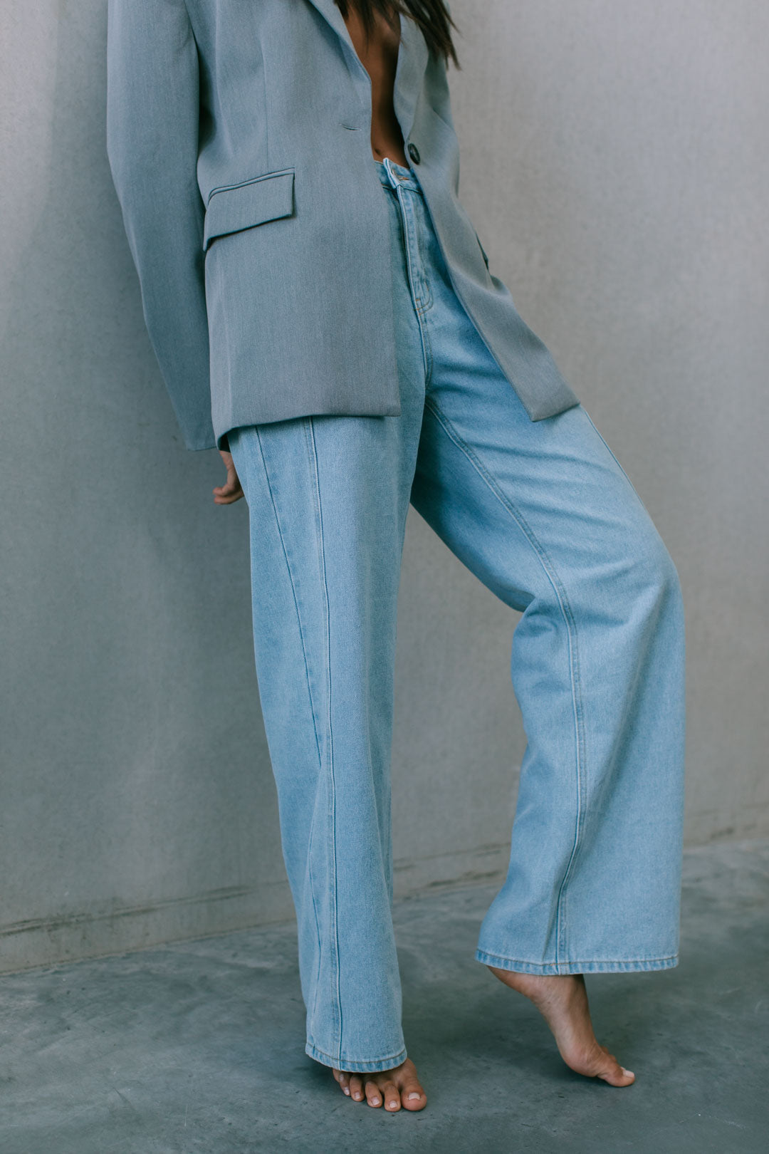 Janey Wide Leg Jeans - Light Wash Blue