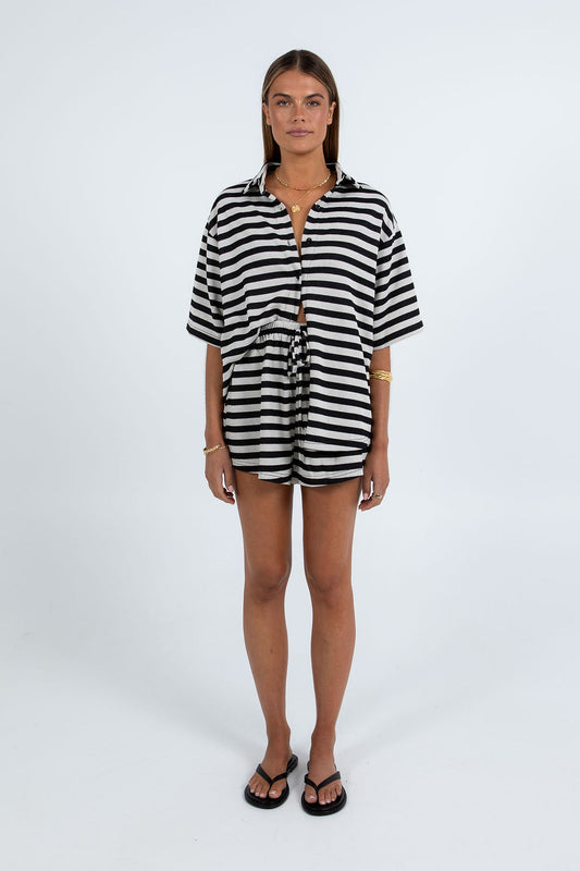 Quinlan Set - Black Stripe